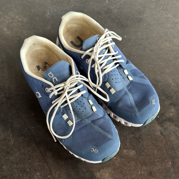 On Running ON W CLOUD - Picture 4 of 10